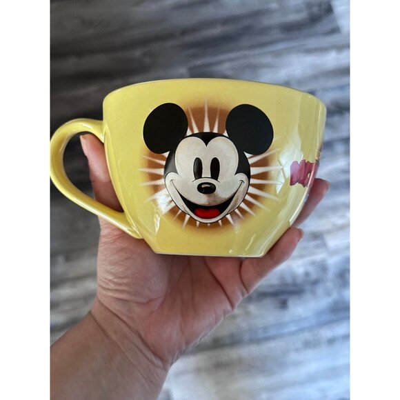 Walt Disney Mickey Mouse Cartoon Coffee Tea Soup Mug Yellow Large Cup 16 oz - Picture 1 of 5
